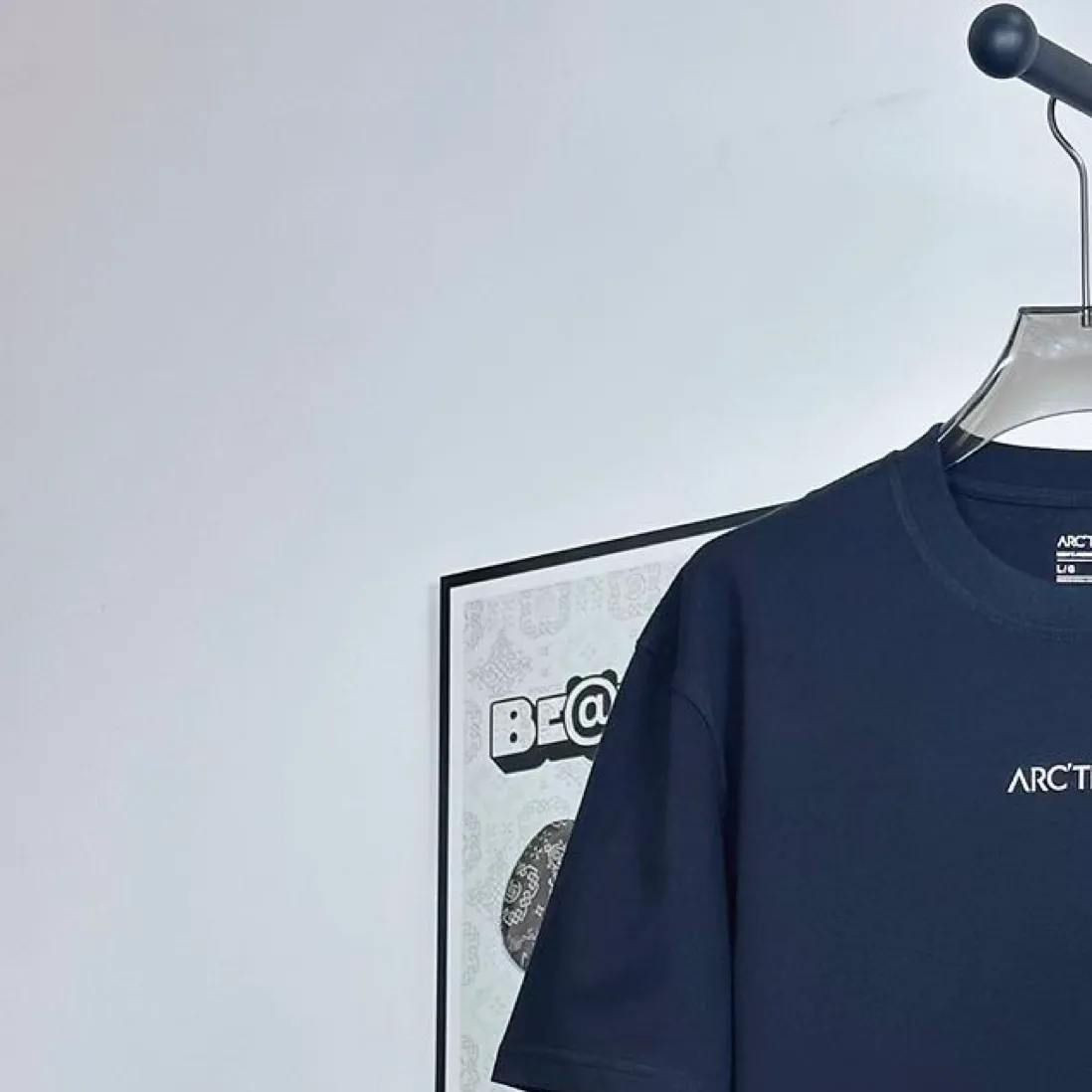 ：KK 09 ARCTERYX New Arrival T ；✅ 【 】 ， ✅ 【Quality 】 g ， ， Breathable， ✅ 【Versatile 】Black ，White ， Same Style， ✅ 【 】 、 、 、 ， ， ， 。 ：Black White Size：S-XL ）